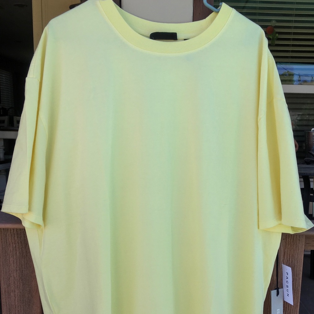 Fear of God Essentials T Lemonade Yellow size XL